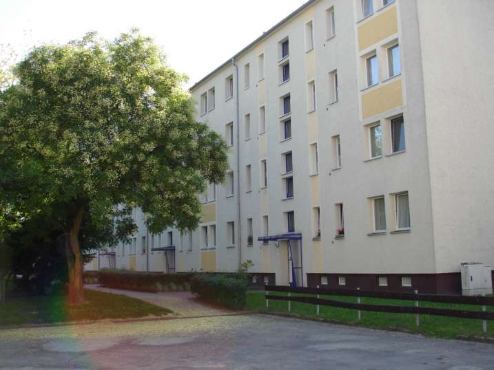 Wohnung zum Mieten in Stendal 300 € 45.77 m²