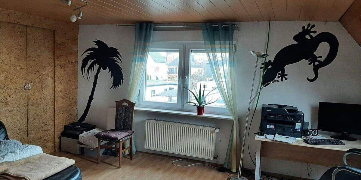 Einfamilienhaus Raunheim - 8 Zimmer, 270 m&sup2;, 670.000&euro; | Angebot:24845070