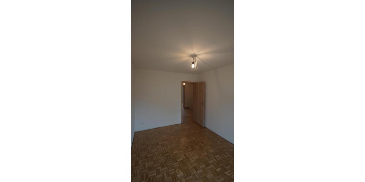 Reihenhaus Stuttgart Birkach - 5 Zimmer, 150 m&sup2;, 2.300&euro; | Angebot:25341214