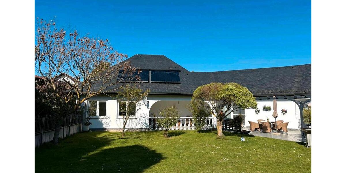 Villa Eschwege - 8 Zimmer, 300 m&sup2;, 675.000&euro; | Angebot:26404791
