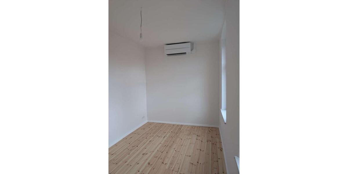 Etagenwohnung Meißen - 5 Zimmer, 100 m&sup2;, 1.000&euro; | Angebot:25442763