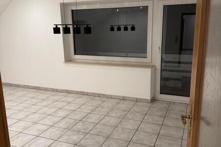 Wohnung Büren - 3 Zimmer, 100 m&sup2;, 870&euro; | Angebot:25514568