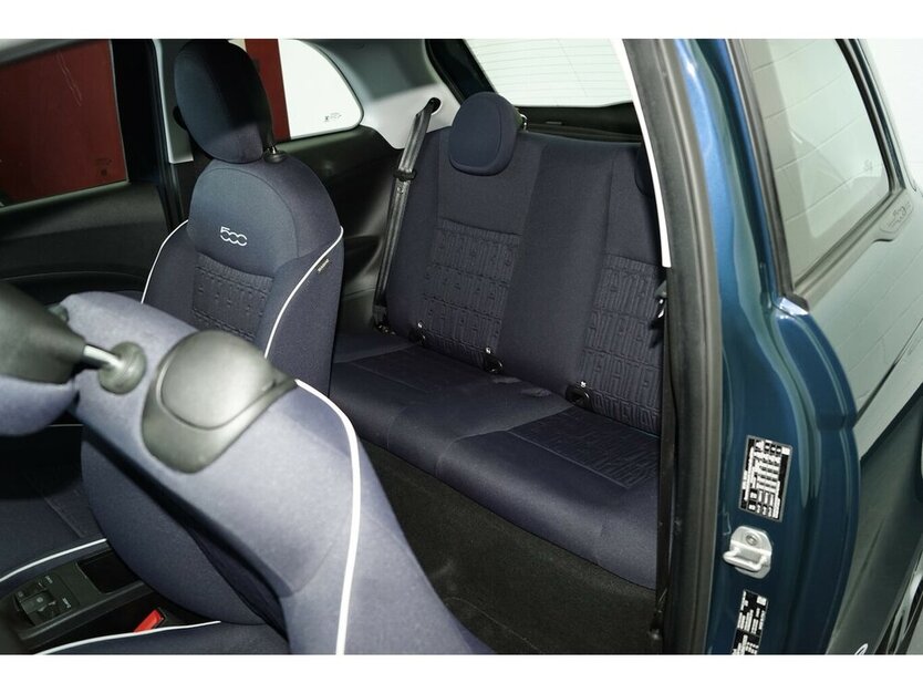 500e Action Carplay Android Automatik 1.Hand