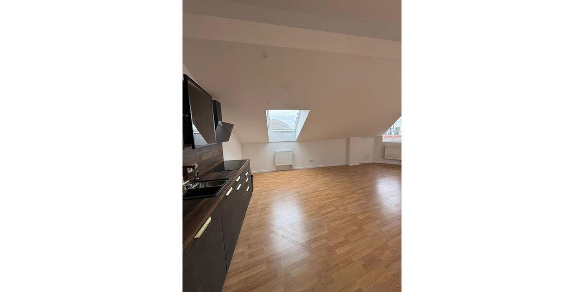 Dachgeschoßwohnung Berlin Treptow-Köpenick - 2 Zimmer, 63 m&sup2;, 1.225&euro; | Angebot:26633427
