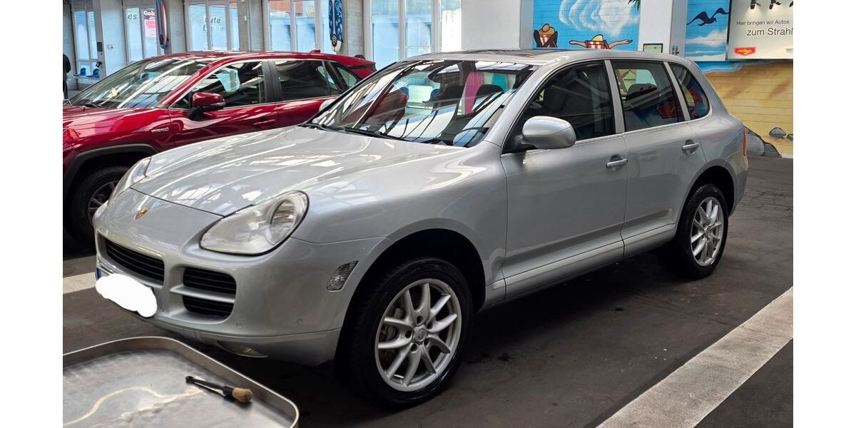 Porsche Cayenne 213.235 km 10.000 &euro; Stuttgart 70374