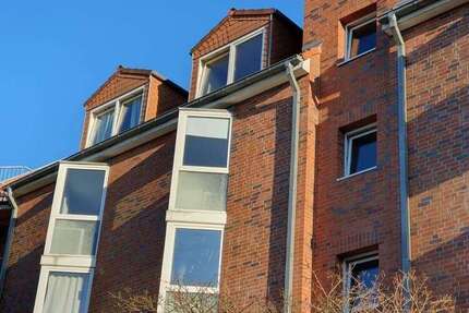 Wohnung zum Mieten in Düsseldorf 385 € 27.13 m²