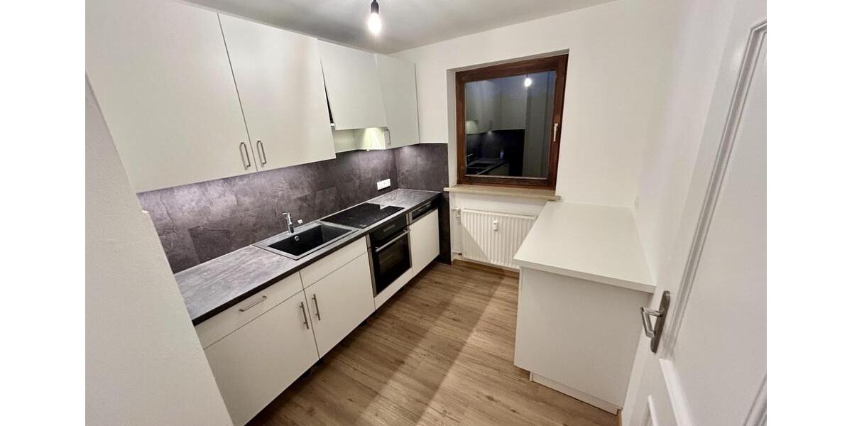 Etagenwohnung Hausham - 2 Zimmer, 63 m&sup2;, 900&euro; | Angebot:26131543