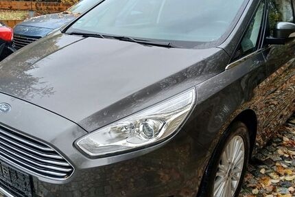 Ford Galaxy 143.000 km 13.999 € Regensburg-Bernhardswald 93170