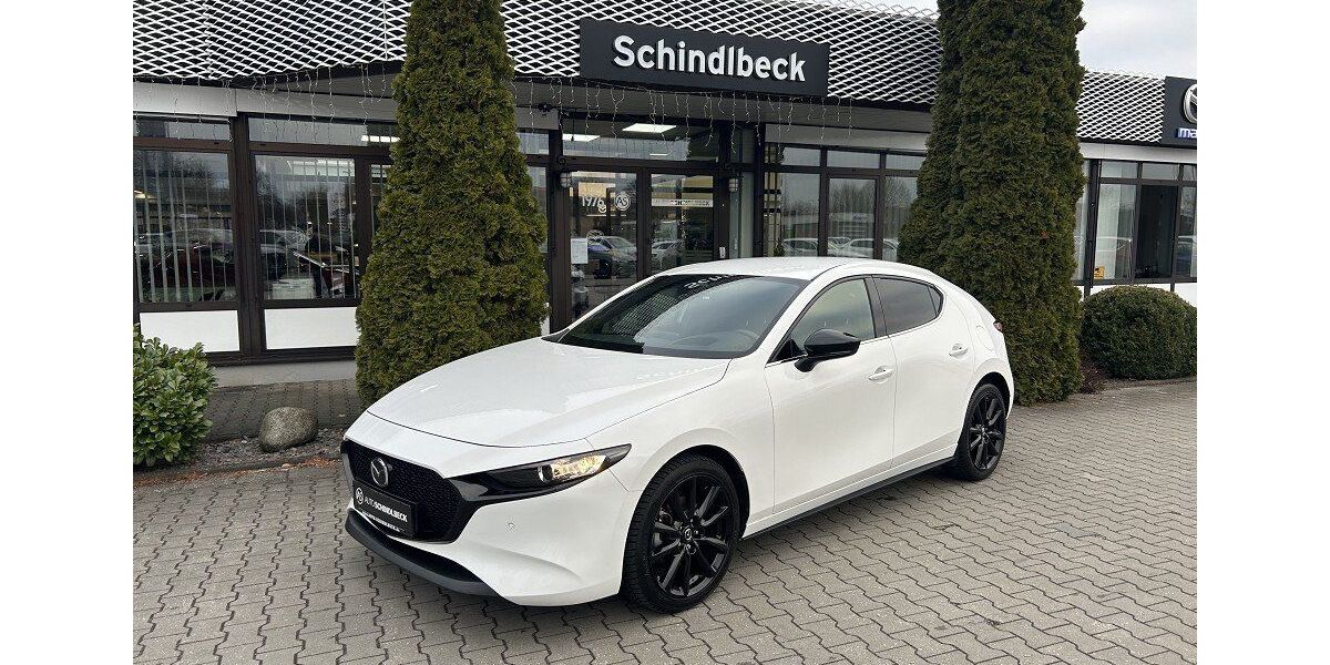 Mazda 3 17.270 km 23.990 &euro; Regensburg 93055