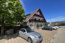 RUHIGES GARNIHotel IN SONNIGER LAGE