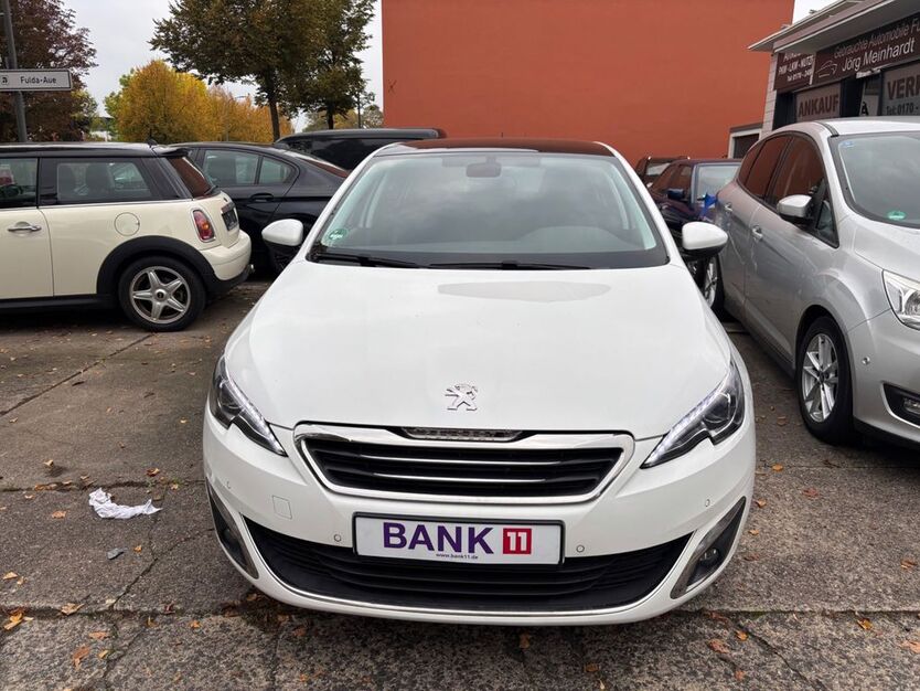 Peugeot 308 172.223 km 5.499 € Fulda 36043
