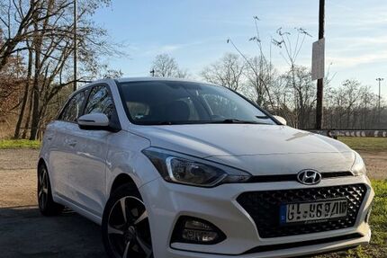 Hyundai i20 68.700 km 11.300 &euro; Frankfurt am Main 60326