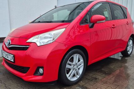 Toyota Verso-S 182.000 km 5.999 &euro; Berlin 13125