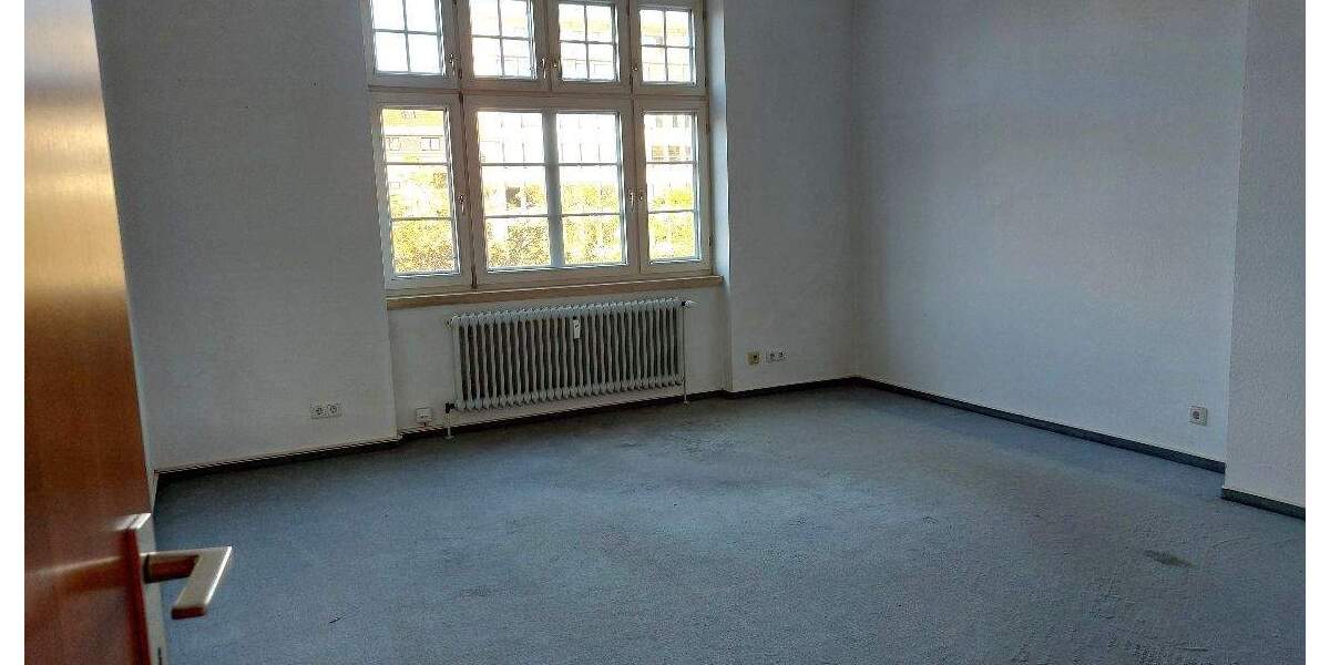 Gewerbeobjekt Saarbrücken St Johann - 5 Zimmer, 120 m&sup2;, 990&euro; | Angebot:26451046