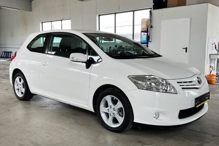 Toyota Auris 53.400 km 7.990 &euro; Hilzingen 78247