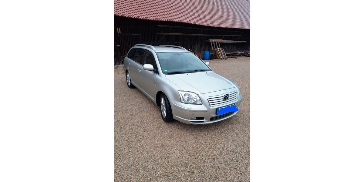 Toyota Avensis 188.000 km 2.550 &euro; Oettingen 86732