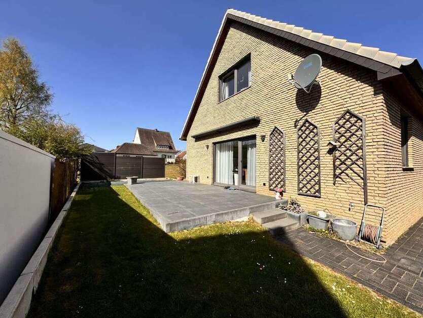 Haus zum Kaufen in Hiddenhausen 438.000 € 170 m²