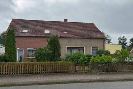 Haus Eggesin - 3 Zimmer, 130 m&sup2;, 60.000&euro; | Angebot:23981778