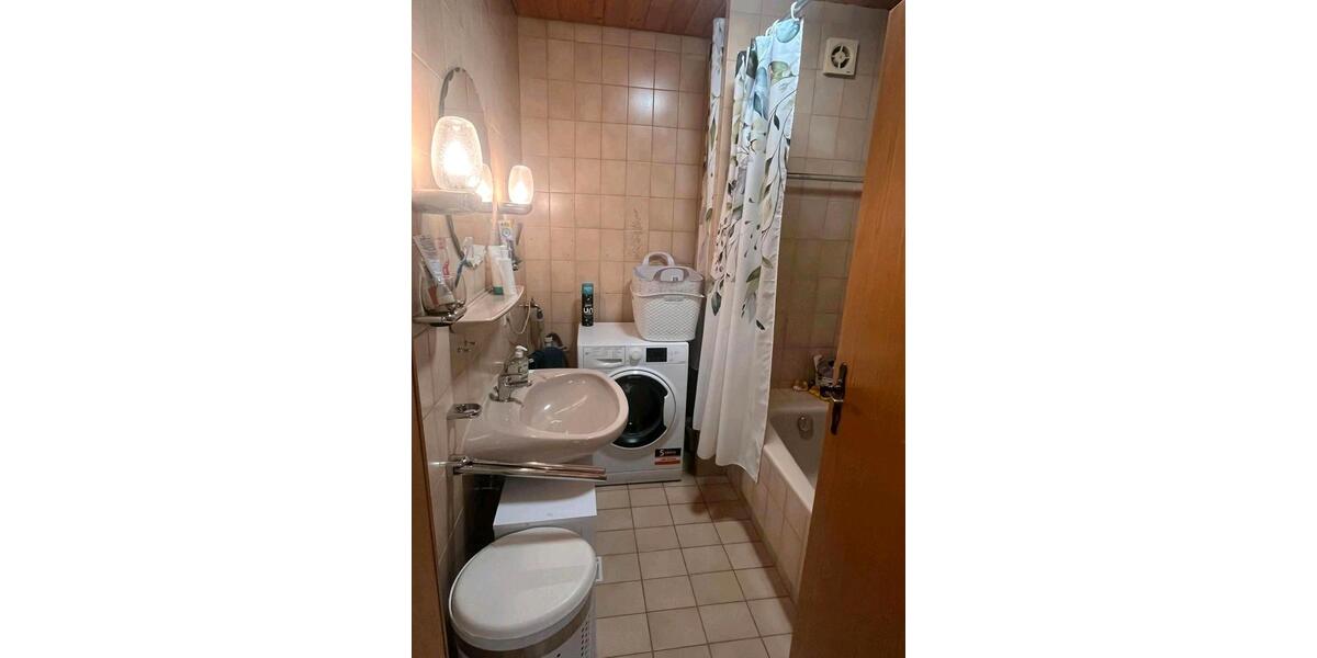 Dachgeschoßwohnung Aichstetten - 4 Zimmer, 84 m&sup2;, 1.150&euro; | Angebot:26664922