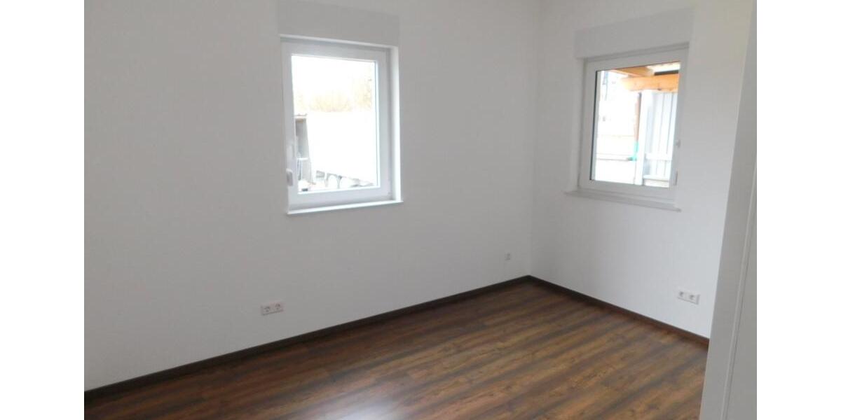 Einfamilienhaus Holzheim - 4 Zimmer, 85 m&sup2;, 1.200&euro; | Angebot:26546681