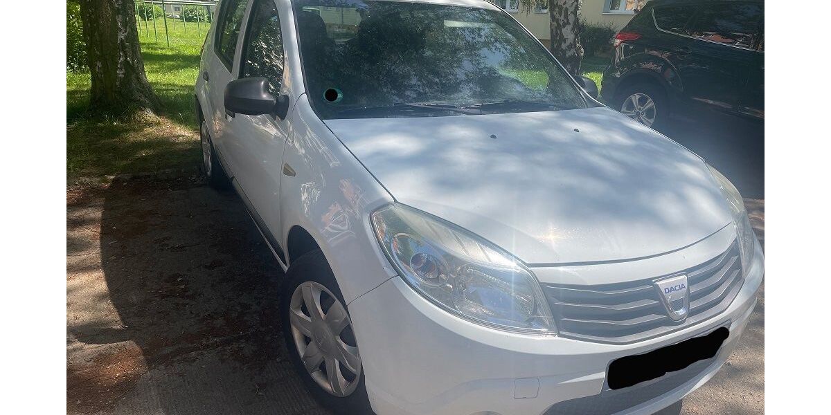 Dacia Sandero 150.129 km 2.200 &euro; Görlitz 02827