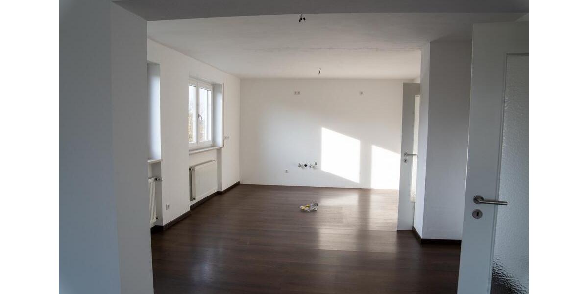 Etagenwohnung Regensburg Galgenberg - 5 Zimmer, 119 m&sup2;, 1.940&euro; | Angebot:25881477