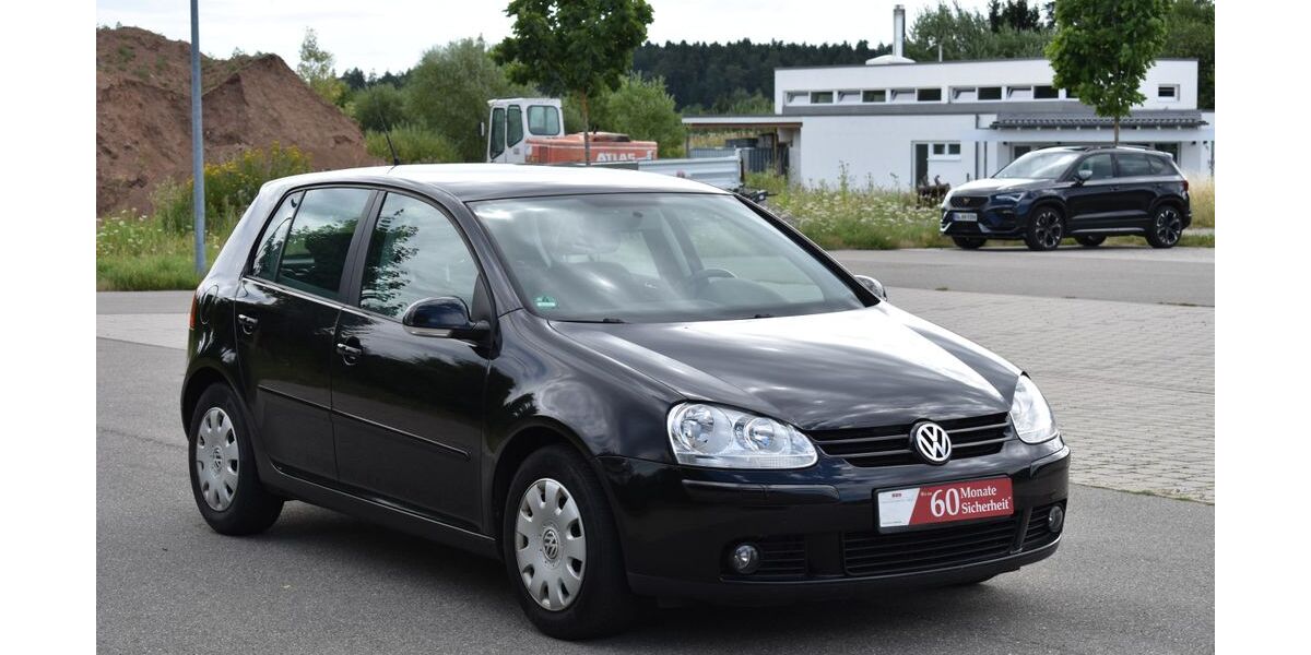 VW Golf 217.000 km 2.390 &euro; Schramberg 78713