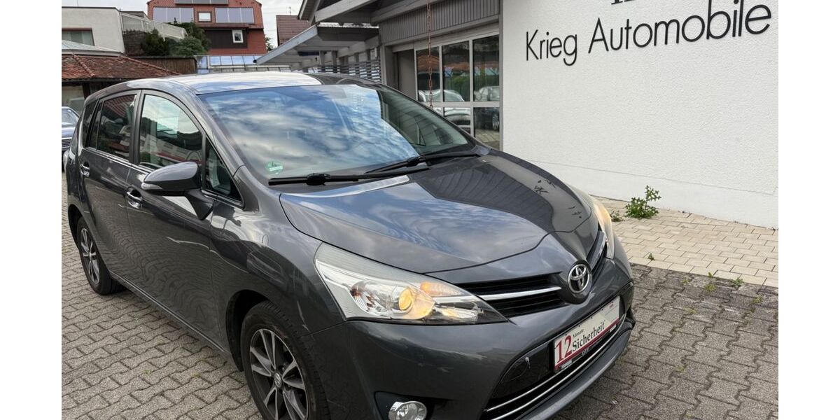 Toyota Verso 140.000 km 7.390 &euro; Deggingen 73326