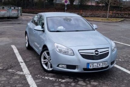 Opel Insignia 231.111 km 3.950 &euro; Villingen-Schwenningen 78056
