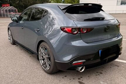 Mazda 3 58.000 km 20.900 &euro; Bietigheim 74321