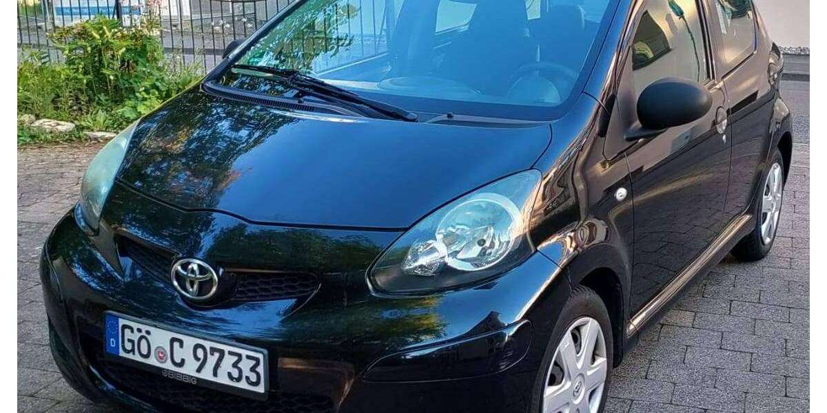 Toyota Aygo 120.000 km 2.490 &euro; Göttingen, Stadt 37077
