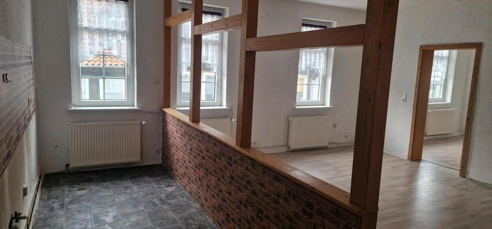 Etagenwohnung Einbeck - 1 Zimmer, 85 m&sup2;, 600&euro; | Angebot:25571522
