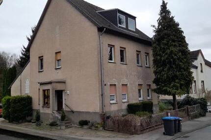3-Familienhaus mit großem Gartengrundstück in Fröndenberg- Langsc 15 zimmer