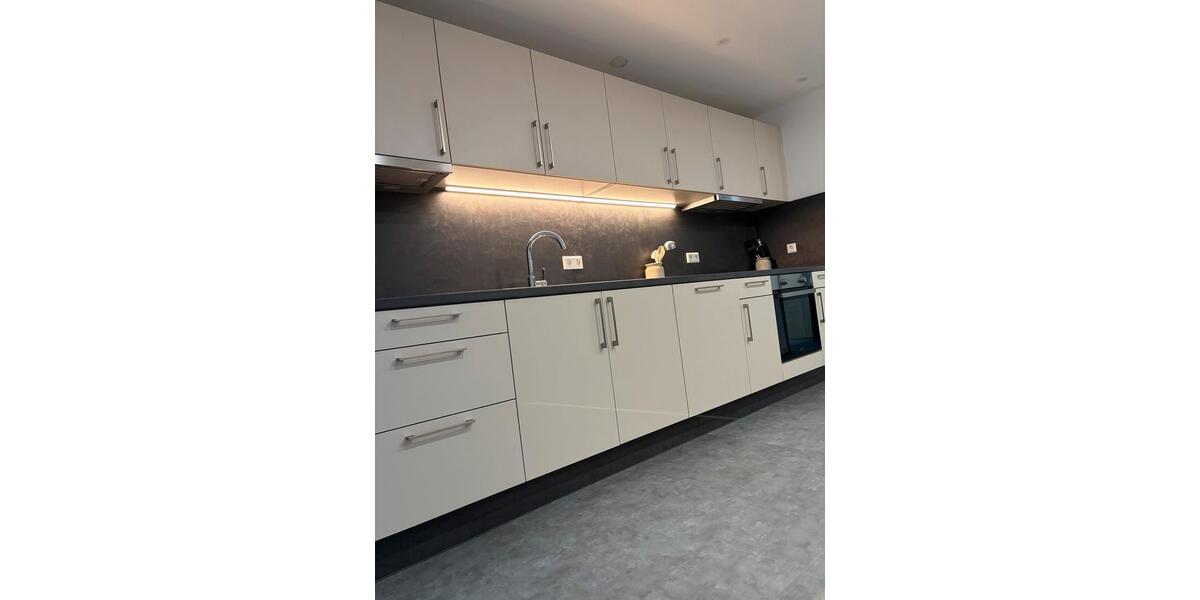 Etagenwohnung Leinfelden-Echterdingen Echterdingen - 10 Zimmer, 238 m&sup2;, 590&euro; | Angebot:26645508