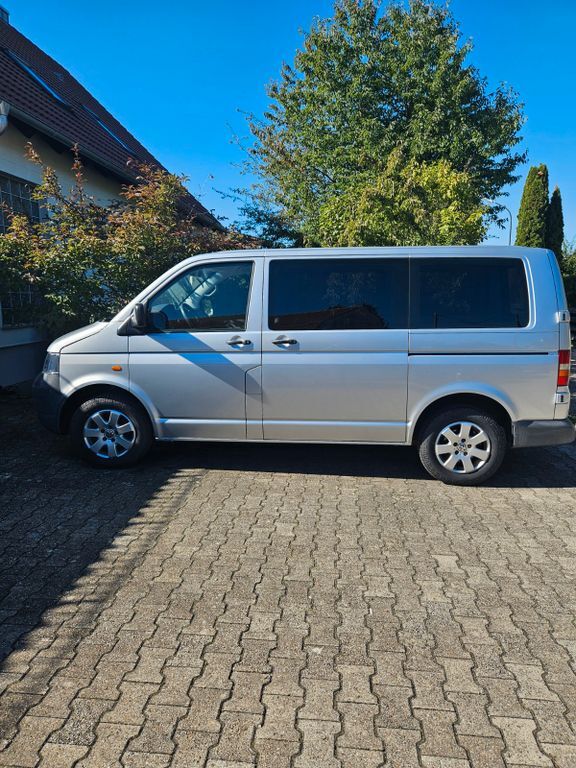 VW T5 Transporter 380.000 km 7.850 € Neuburg an der Donau 86633