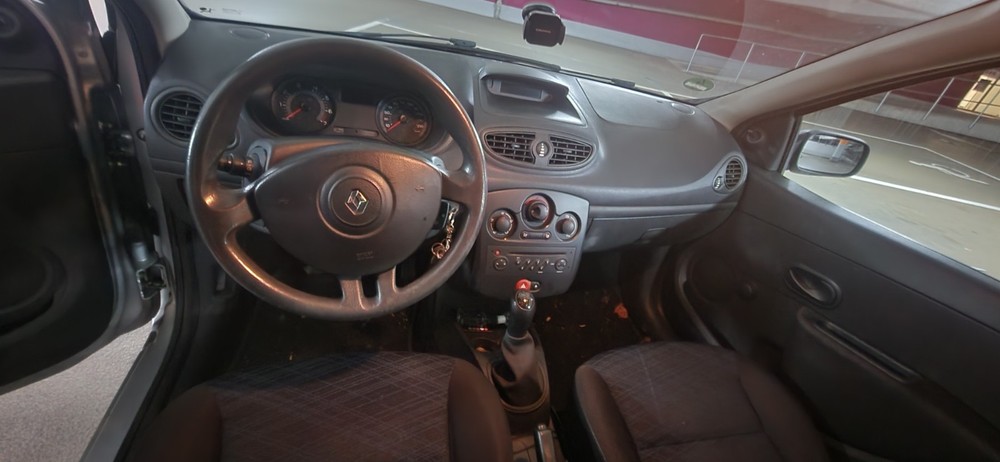 Renault Clio 137.678 km 2.600 &euro; Wuppertal 42275