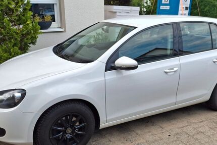 VW Golf 122.500 km 7.499 &euro; Michelau 96247