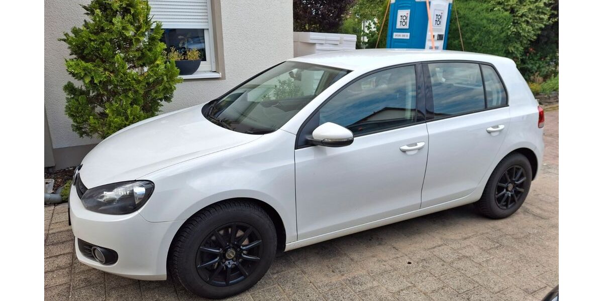 VW Golf 122.500 km 7.499 &euro; Michelau 96247