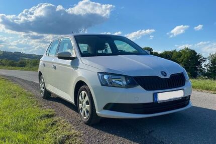 Skoda Fabia 58.775 km 9.999 &euro; München 81373