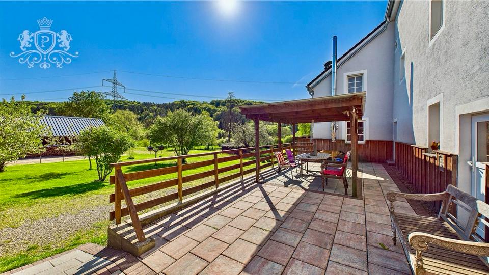 Bauernhaus, Landhaus Schönecken - 10 Zimmer, 220 m&sup2;, 498.000&euro; | Angebot:26414444