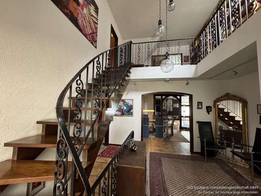 Haus zum Kaufen in Bad Herrenalb 595.000 € 243 m²