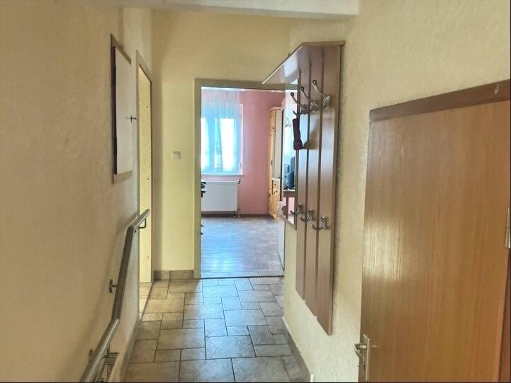 Einfamilienhaus Schönbrunn - 5 Zimmer, 140 m&sup2;, 180.000&euro; | Angebot:26501704