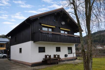 Haus Titisee-Neustadt Neustadt - 5 Zimmer, 160 m&sup2;, 340.000&euro; | Angebot:27076144