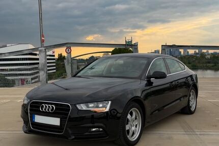 Audi A5 98.500 km 13.999 &euro; Frankfurt 60314