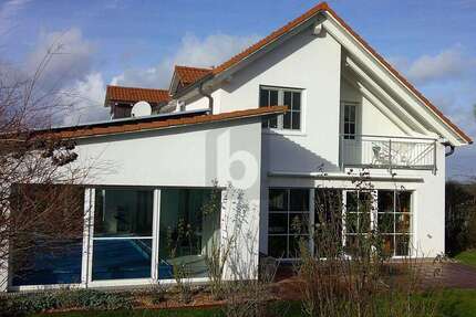 Haus Müllheim - 6 Zimmer, 245 m&sup2;, 1.250.000&euro; | Angebot:26398371