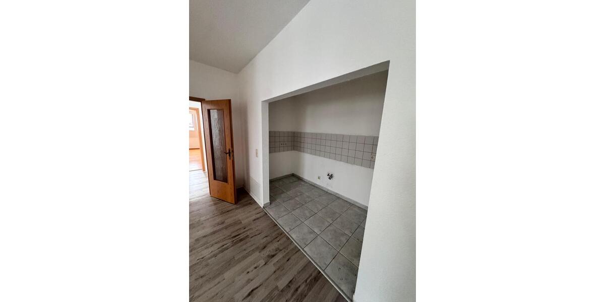 Etagenwohnung Bad Dürrenberg - 2.5 Zimmer, 59 m&sup2;, 490&euro; | Angebot:24688993