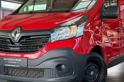Renault Trafic 105.927 km 9.990 &euro; Husum 25813