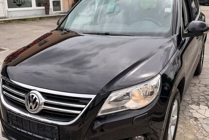 VW Tiguan 283.000 km 3.199 &euro; Cham 93413