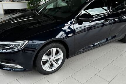 Opel Insignia 84.007 km 15.990 &euro; Nidda 63667