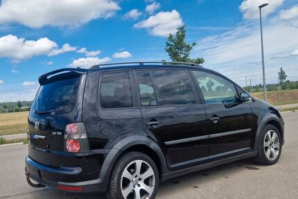 VW Touran 370.000 km 3.450 &euro; Kirchdorf 88457